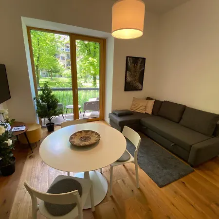Apartment City Y3 *